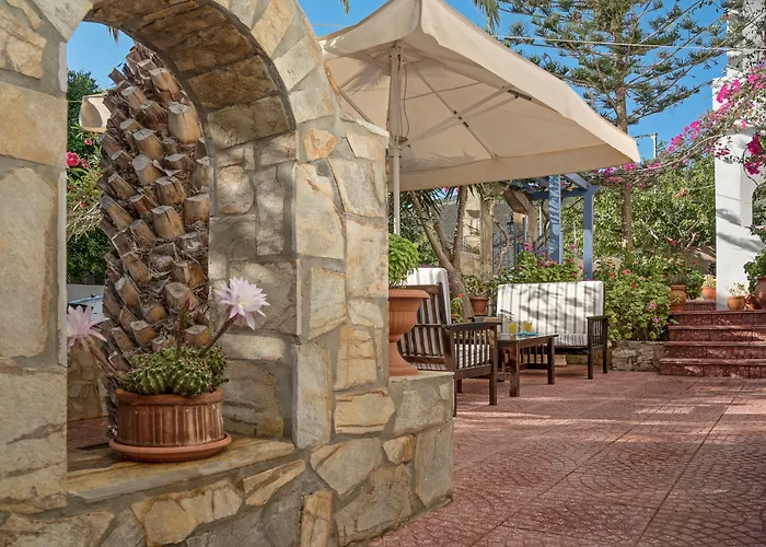 Ξενοδοχείο με διαμερίσματα Maistrali 2*